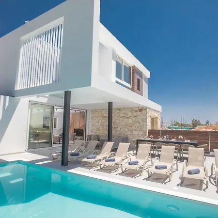 Kube Luxury Villas Ayia Napa Exterior photo