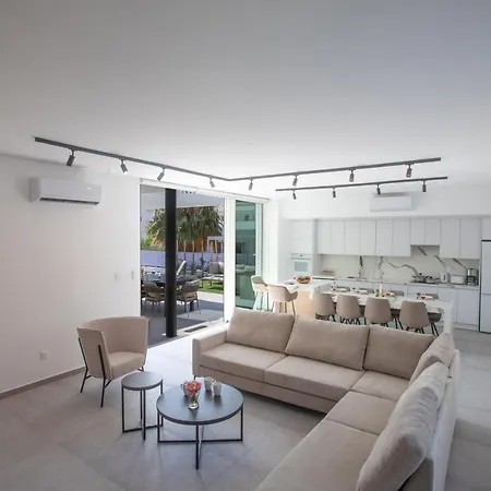 Kube Luxury Villas Ayia Napa Exterior photo